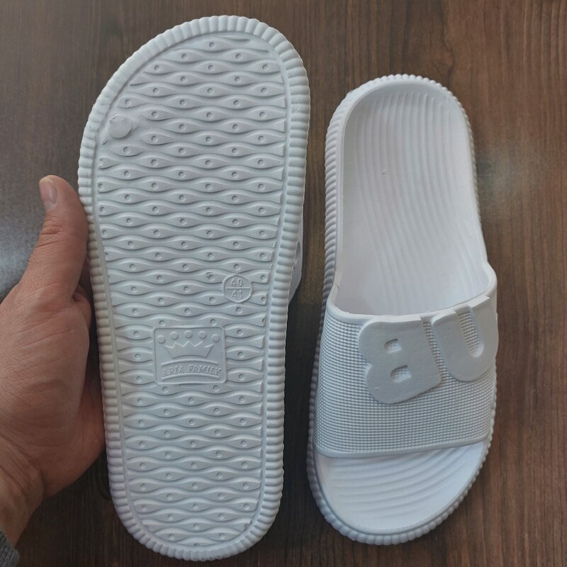 دمپایی مردانه سبک.قابل شستشو و ضد لغزش سایز(40 الی45) رنگ سفید
