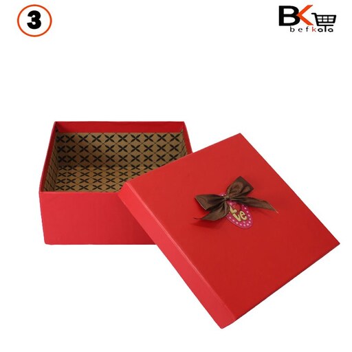 باکس کادویی مربعی ساده پاپیون دار قرمز سایز متوسط کد 29 سایز سه