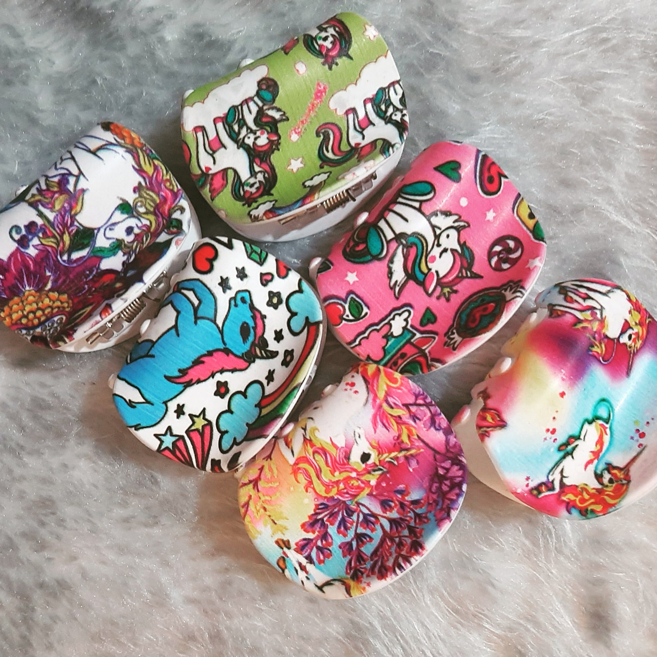 کلیپس کوچک طرح یونیکورن 