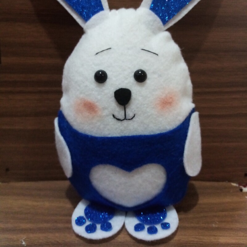  عروسک خرگوش نمدی در رنگ آبی سایز 20الی25 