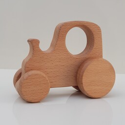 ماشین اسباب بازی چوبی. تراکتور(تولید شده با چوب راش به همراه پوشش روغن گیاهی)
