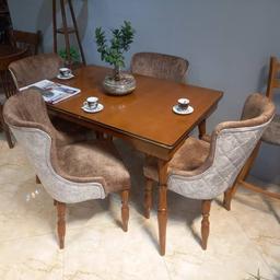 میز و صندلی غذاخوری چوبی چوب روس 4 نفره روکش صندلی پارچه_ مدل《کاترین》دستساز گالری اکسین(تولید و پخش انواع میز و صندلی)