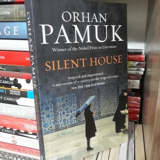 کتاب زبان اصلی Silent House (خانه خاموش)