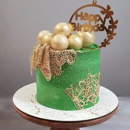 کیک خامه ای گوی طلایی(هزینه ارسال به صورت پس کرایه و در مقصد)