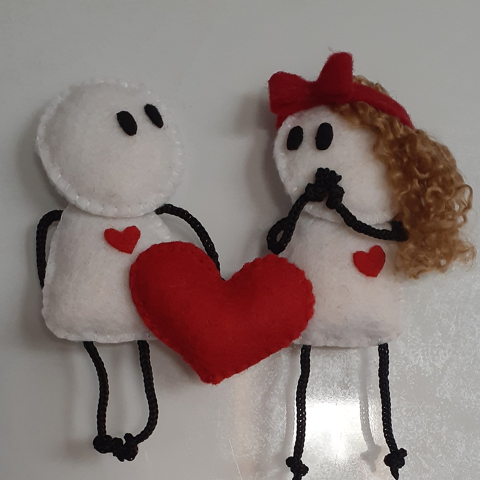 عروسکهای عشق و دوستی ( سفارش کمتر از 10عدد پذیرفته نمی شود )