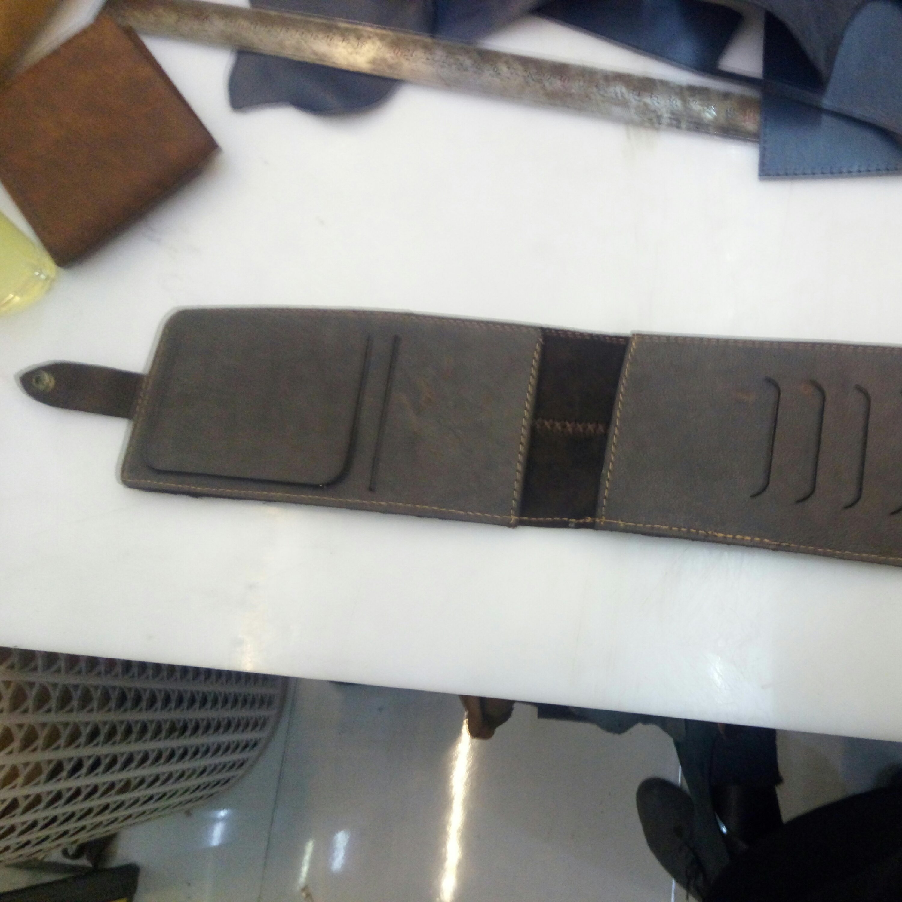 کیف دست چک چرم دست دوز