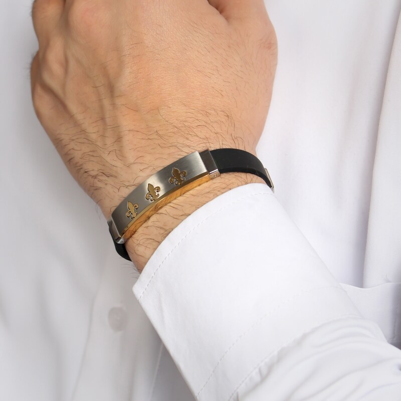 دستبند چرم مردانه طرح ورساچه با پلاک و قفل استیل رنگ ثابت