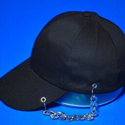 کلاه کپ زنجیردار 