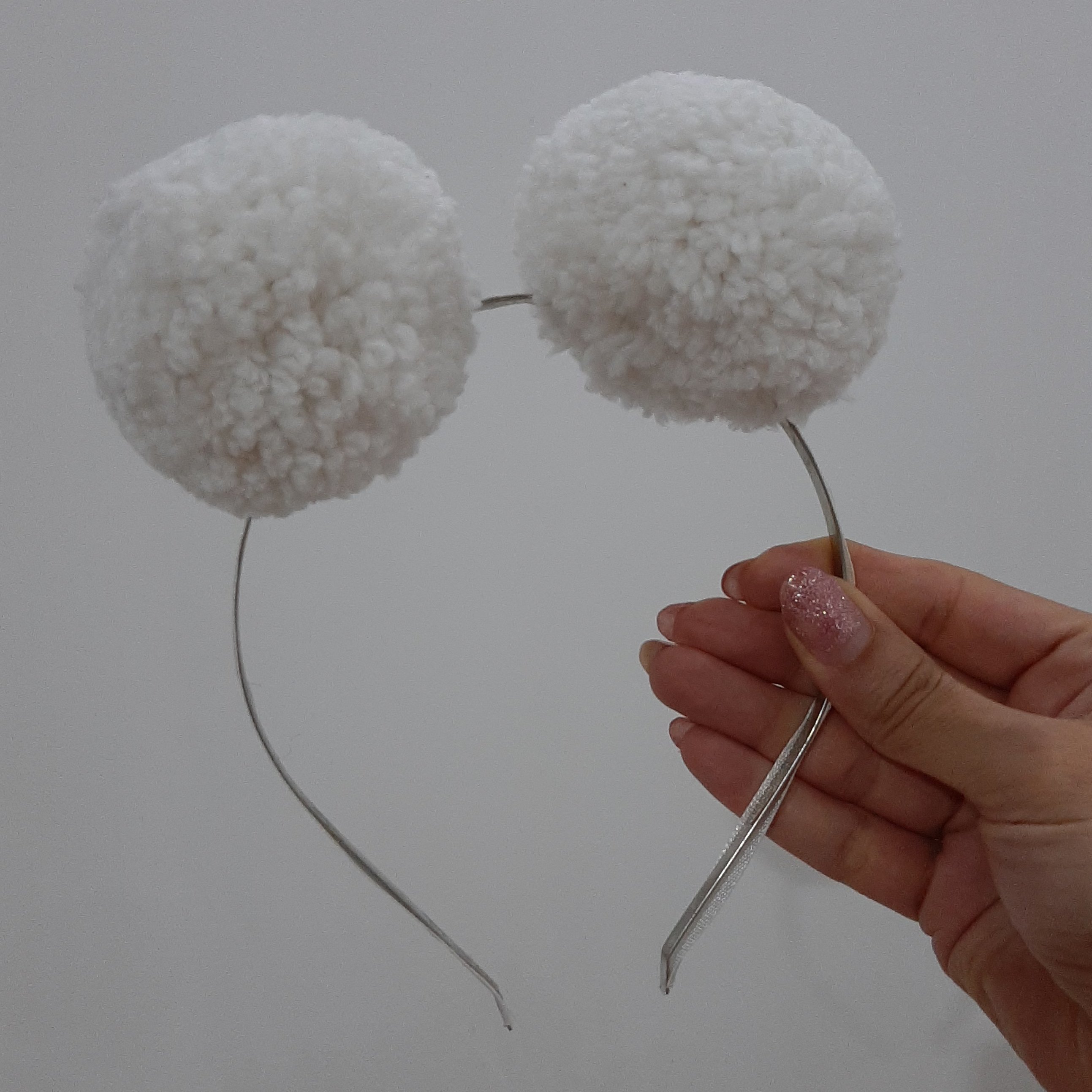 تل پوم پوم سفید