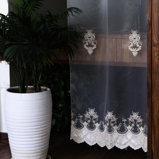 پرده ی تور فلت گل قابی در طرح های بسیار متنوع و زیبا مورد استفاده اداری و خانگی