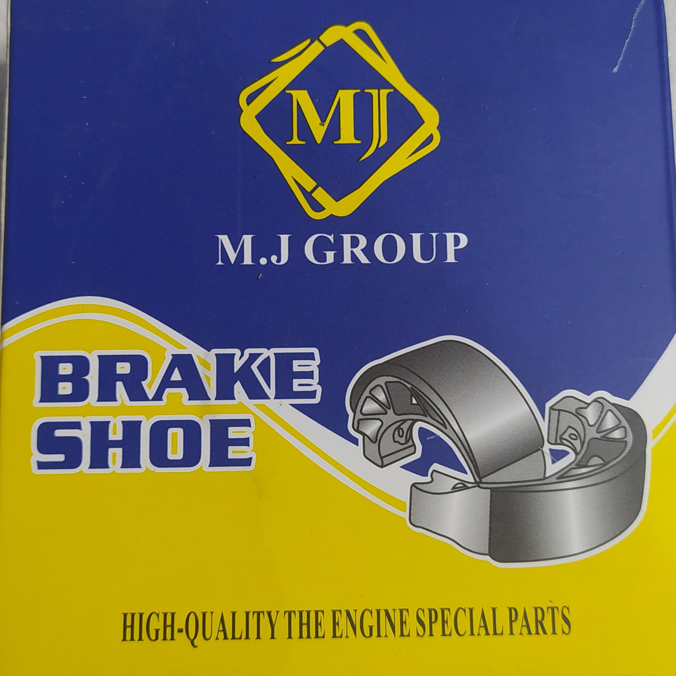 لنت ترمز موتور هندا شیاردار برند ام جی  .کیفیت فوق العاده درجه یک 