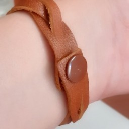 دستبند چرم