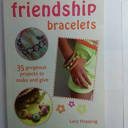 کتاب friendship bracelets خریداری شده از انگلیس به زبان اصلی .دارای آموزش بافت دستبند های بسیار زیبا و خاص چاپ گلاسه 