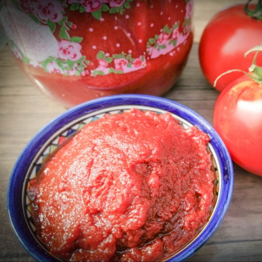 رب گوجه فرنگی یک کیلو و دویست گرمی
