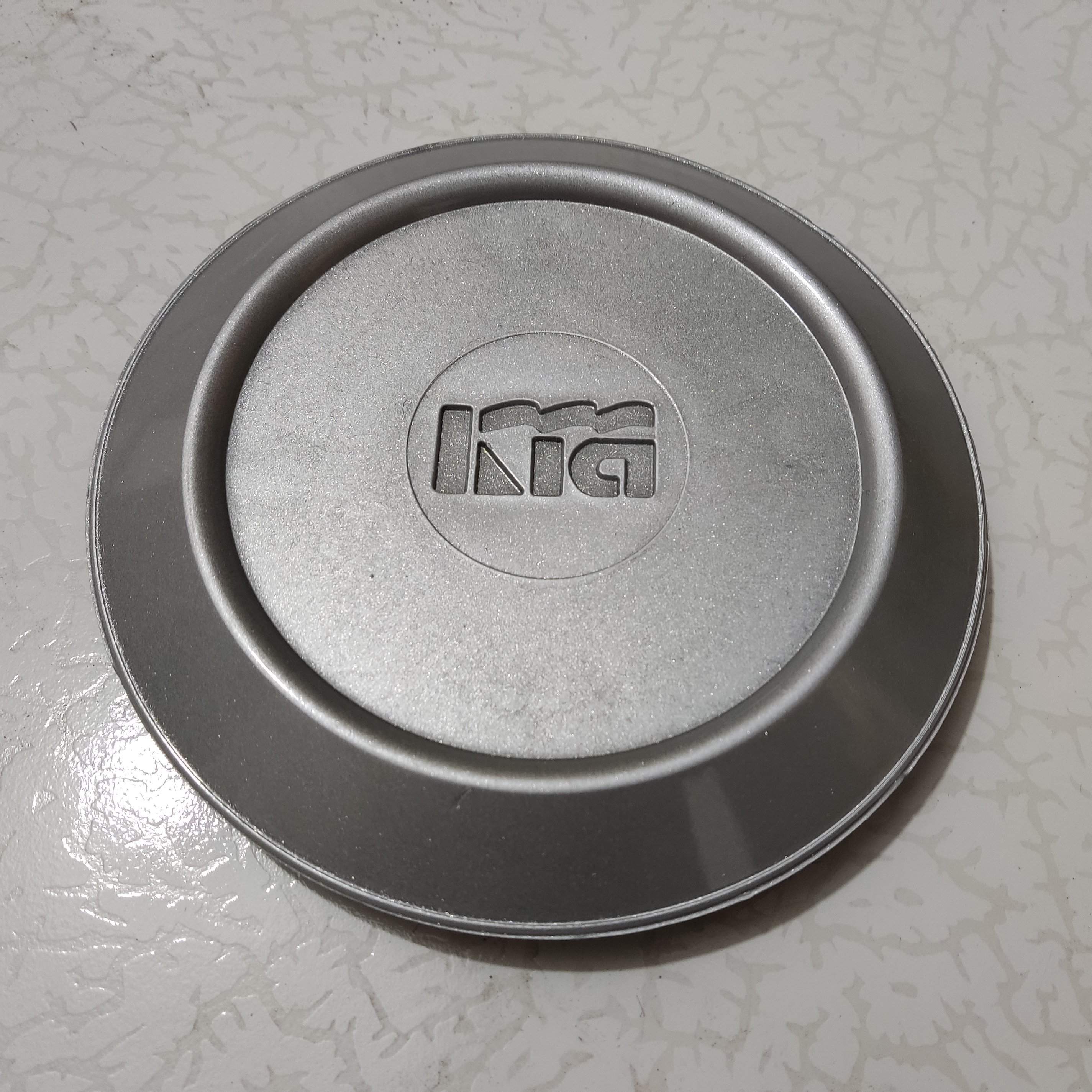 بچه قالپاق پراید کره ای مناسب رینگ و لاستیک فابریک پرایدی کیا هاچبک و صندوقدار