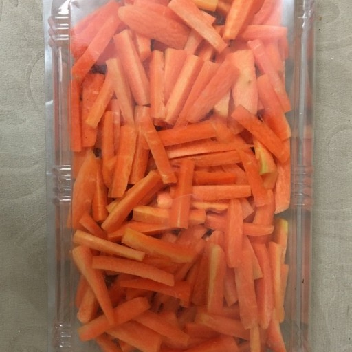 هویج خلالی خرده شده خانگی (500 گرمی)