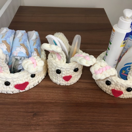 پک 3 تایی  نظم دهنده اتاق نوزاد با جنس تریکو گندمی مدل خرگوشی مناسب سیسمونی
