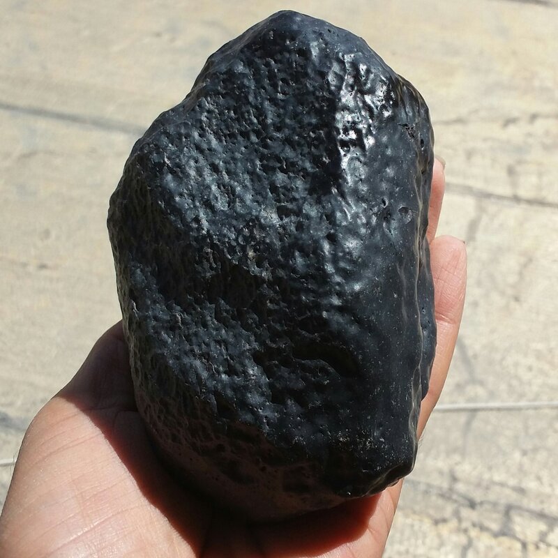سنگ غوولپیکر اونیکس ساب خورده معدنی 100 در 100 طبیعی کیفیت عالی شاهکار خلقت با قابلیت ساخت چندین نگین خاص
کد 9751