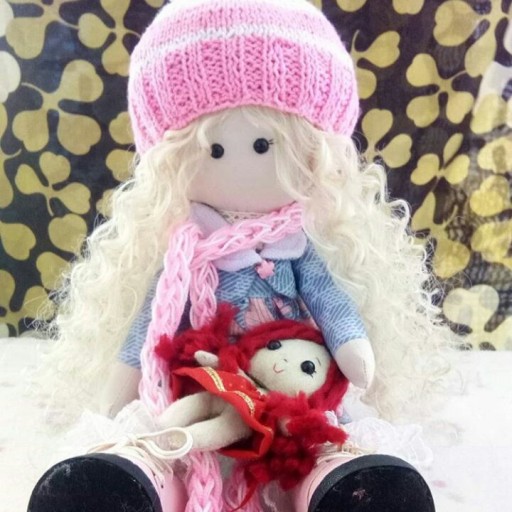 عروسک روسی (اسمش ساناز خانمه)