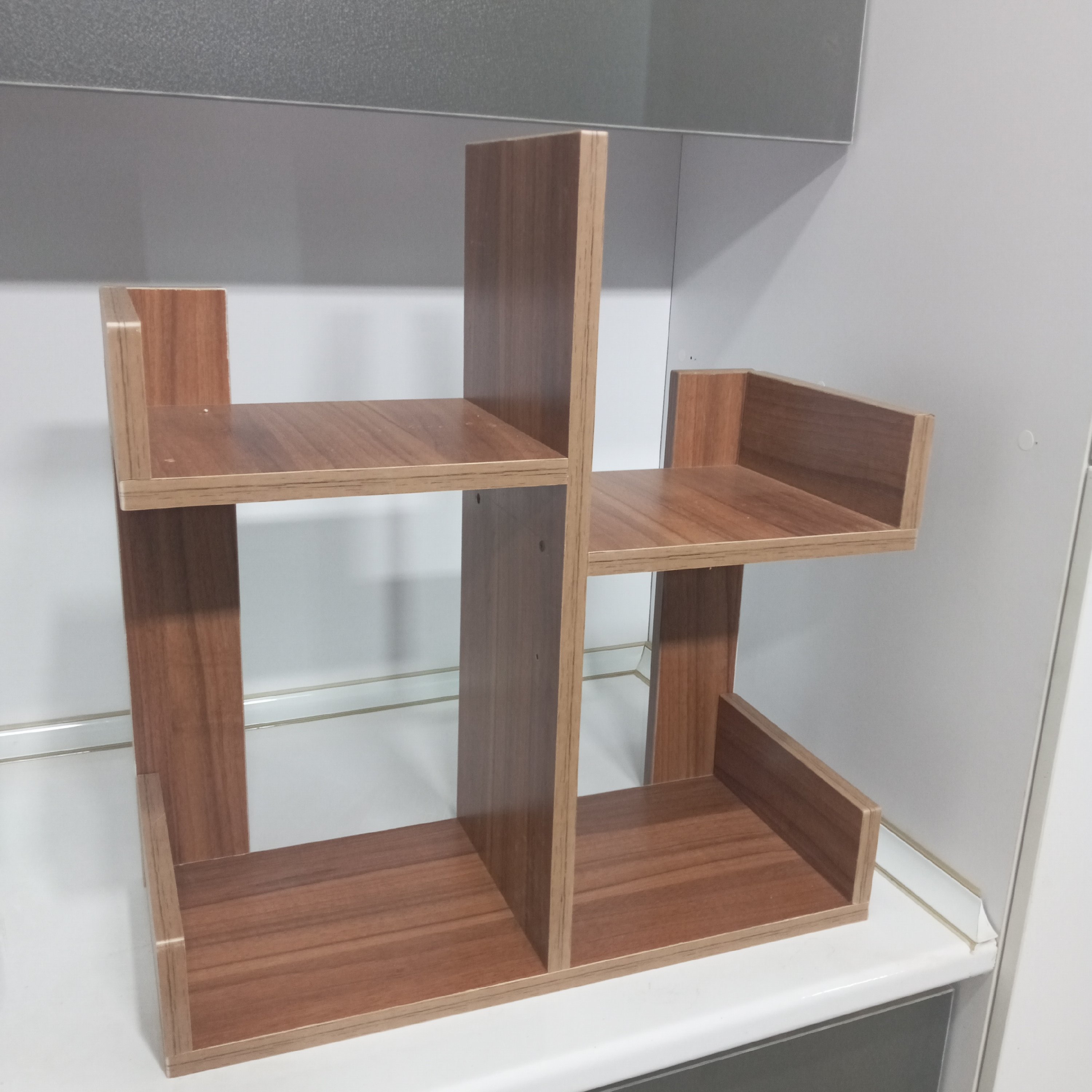 کتابخانه مدل کاکتوس کوچک m1.رومیزی( ارسال پس کرایه)