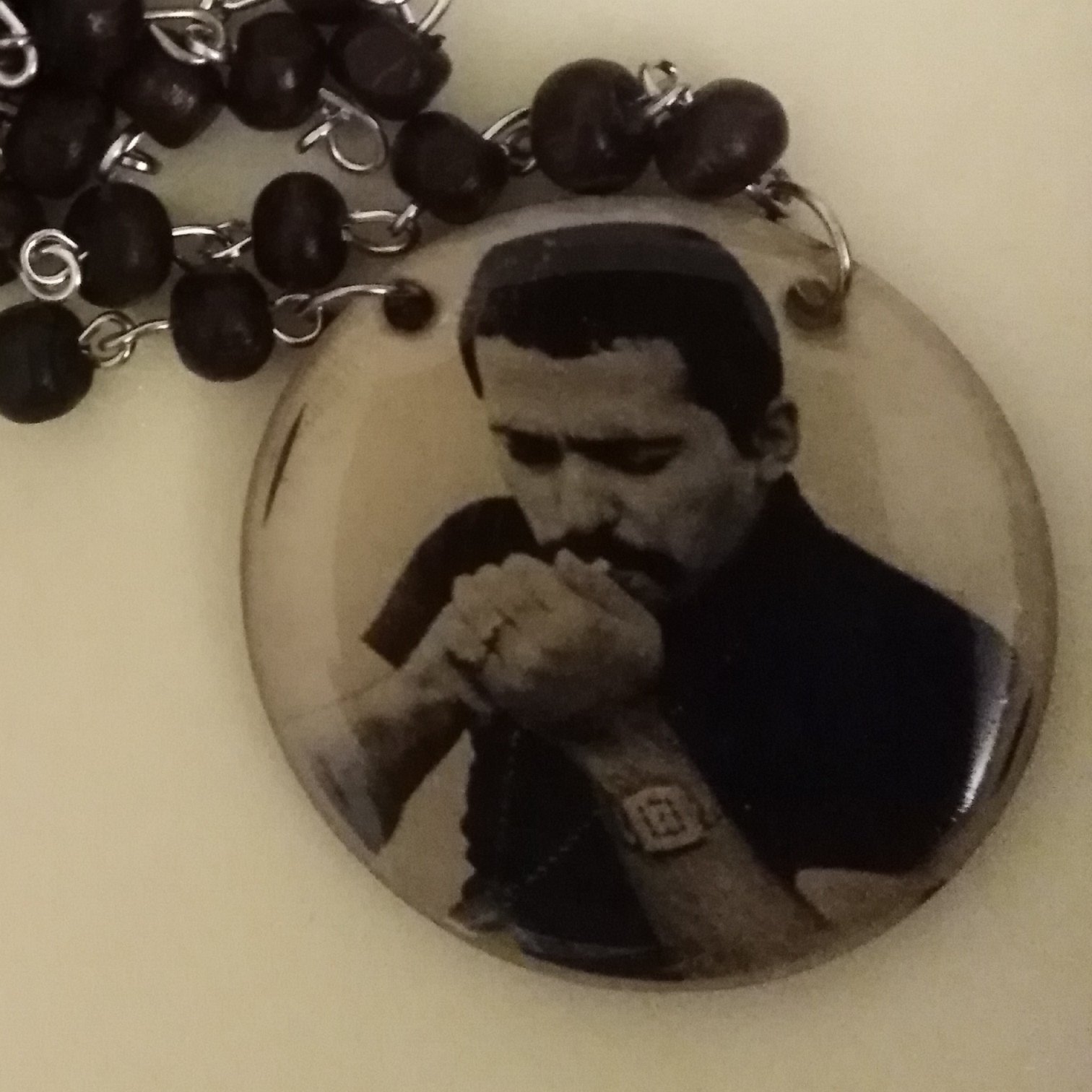 گردنبند های خاص با عکس دلخواه شما