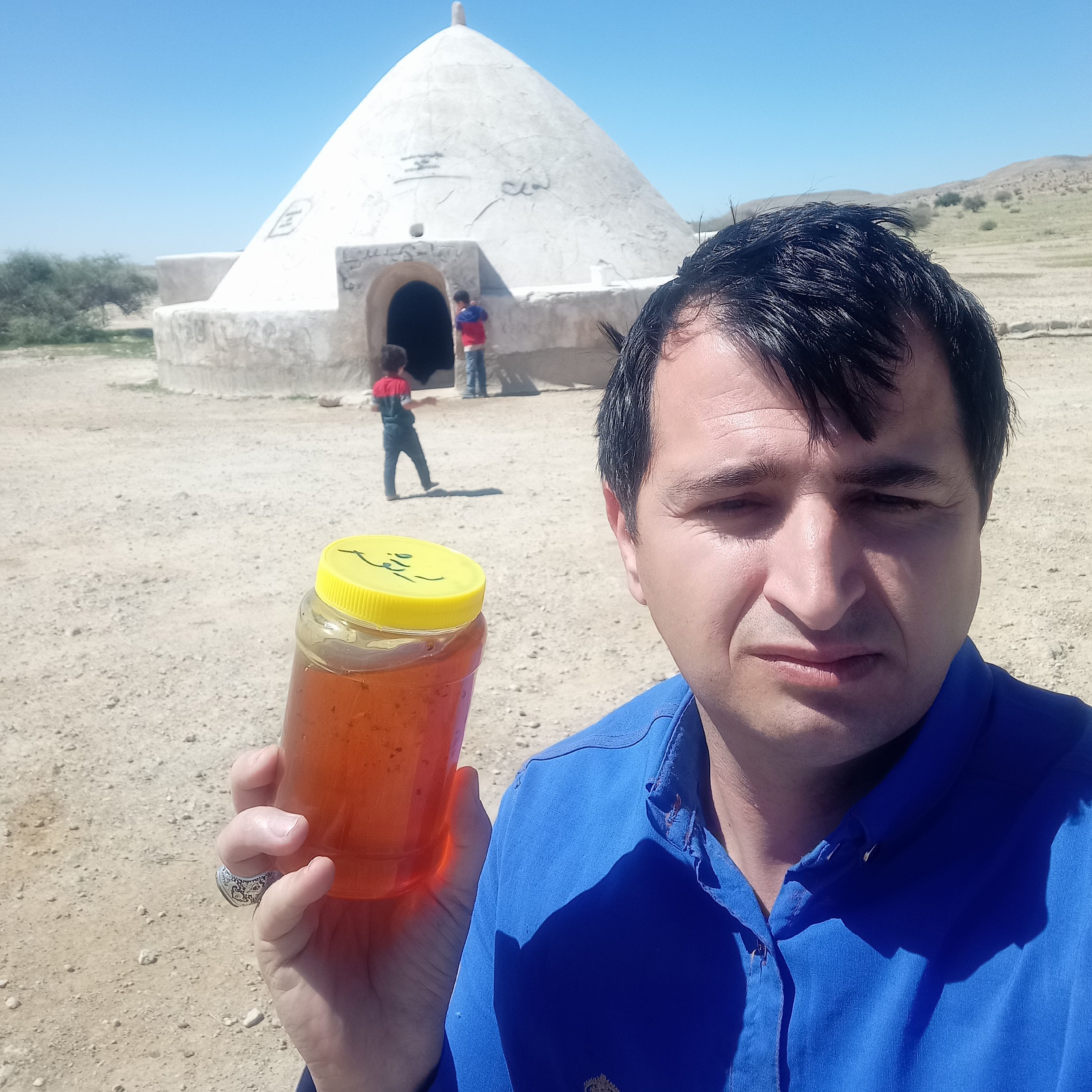 عسل پاییزه کنار درتضمینی