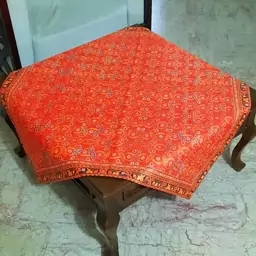 رومیزی مخمل  100x100 طرح سارای  2 آرت مان