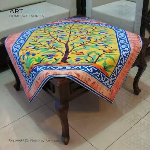 رومیزی مخمل  100x100 طرح کاشی درخت زرد با خط آرت مان