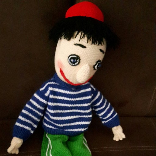 عروسک دست بافت قلاب بافی کلاه قرمزی