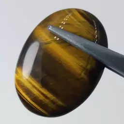 نگین سنگ چشم ببر یا tigers eye معدنی        