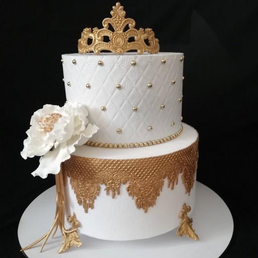 ماکت کیک کلاسیک طلایی