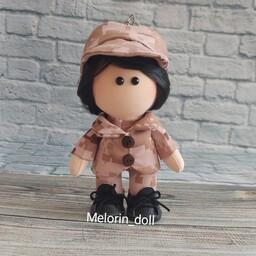 عروسک آویزی روسی کوچک  طرح سرباز در ابعاد 15 سانتی با قابلیت ایستایی روی پاها