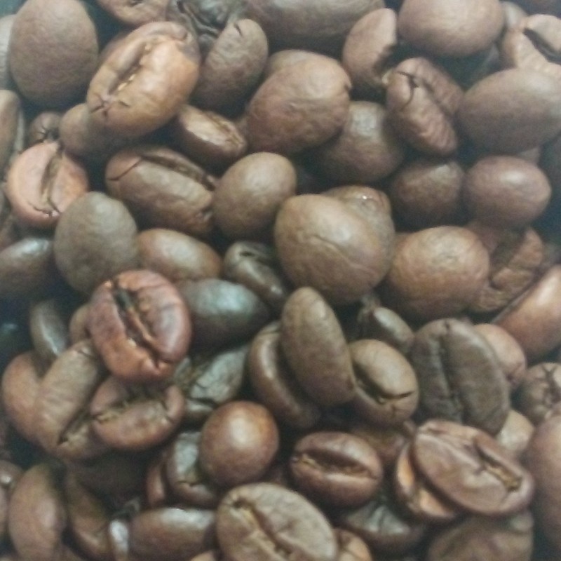 دانه قهوه برزیل مدیوم روبستا(نیم کیلویی)
سودمند درعوامل چربی سوز،کاهش استرس کمک به آرامش روحی کاهش آلزایمر چربی