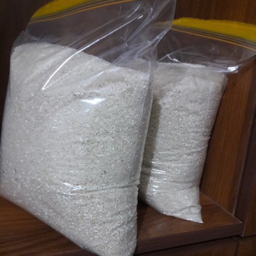 برنج نیم دانه طارم هاشمی(3 کیلویی)