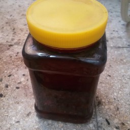 شیره انگور ملایر امسالی  عسلی یا سیاه  در ظرف یک لیتری