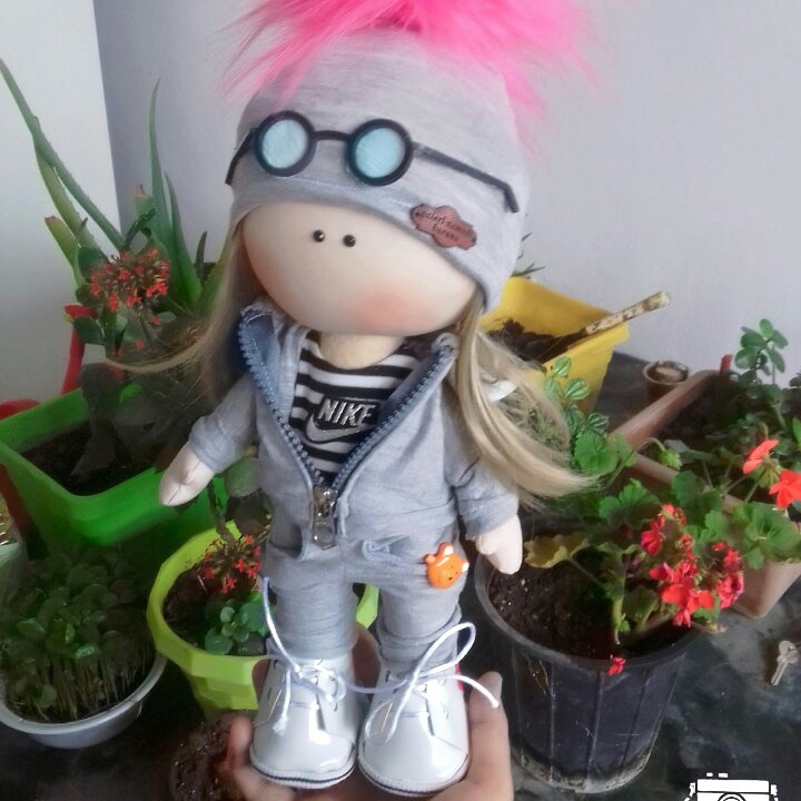 نازلی(موجودی بگیرید)