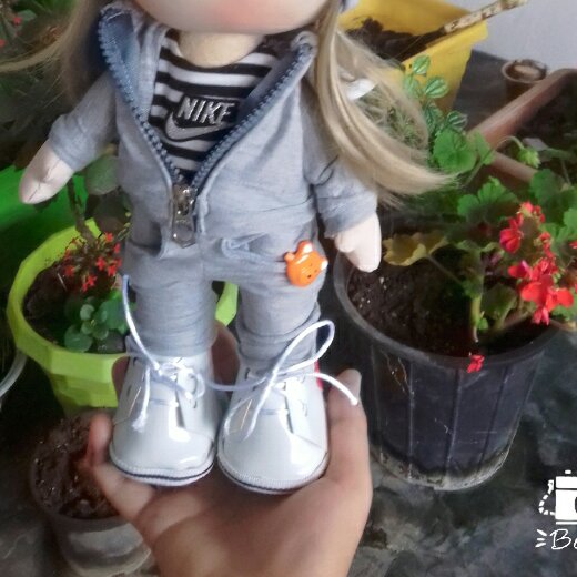 نازلی(موجودی بگیرید)