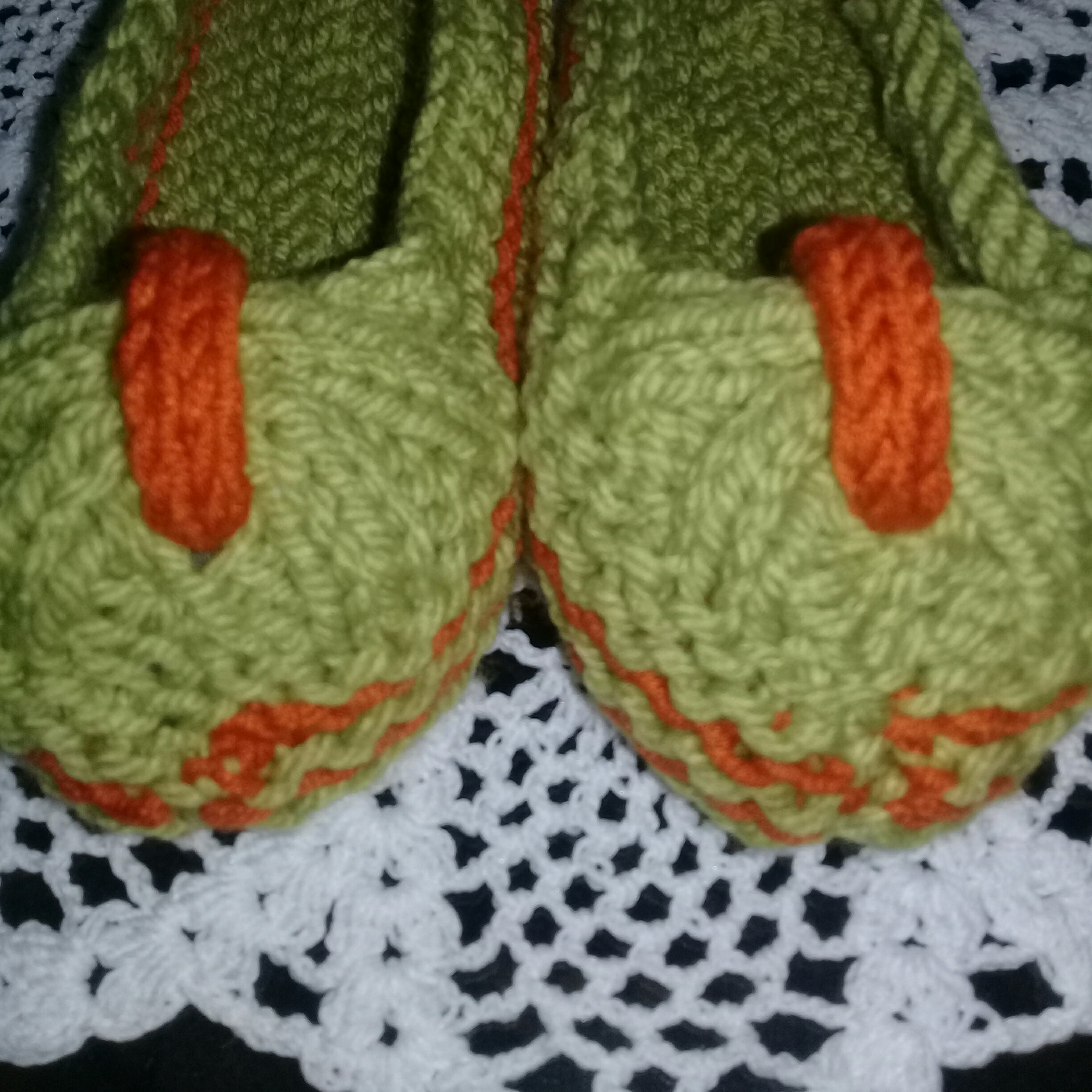 پاپوش دست بافت زنانه دورنگ