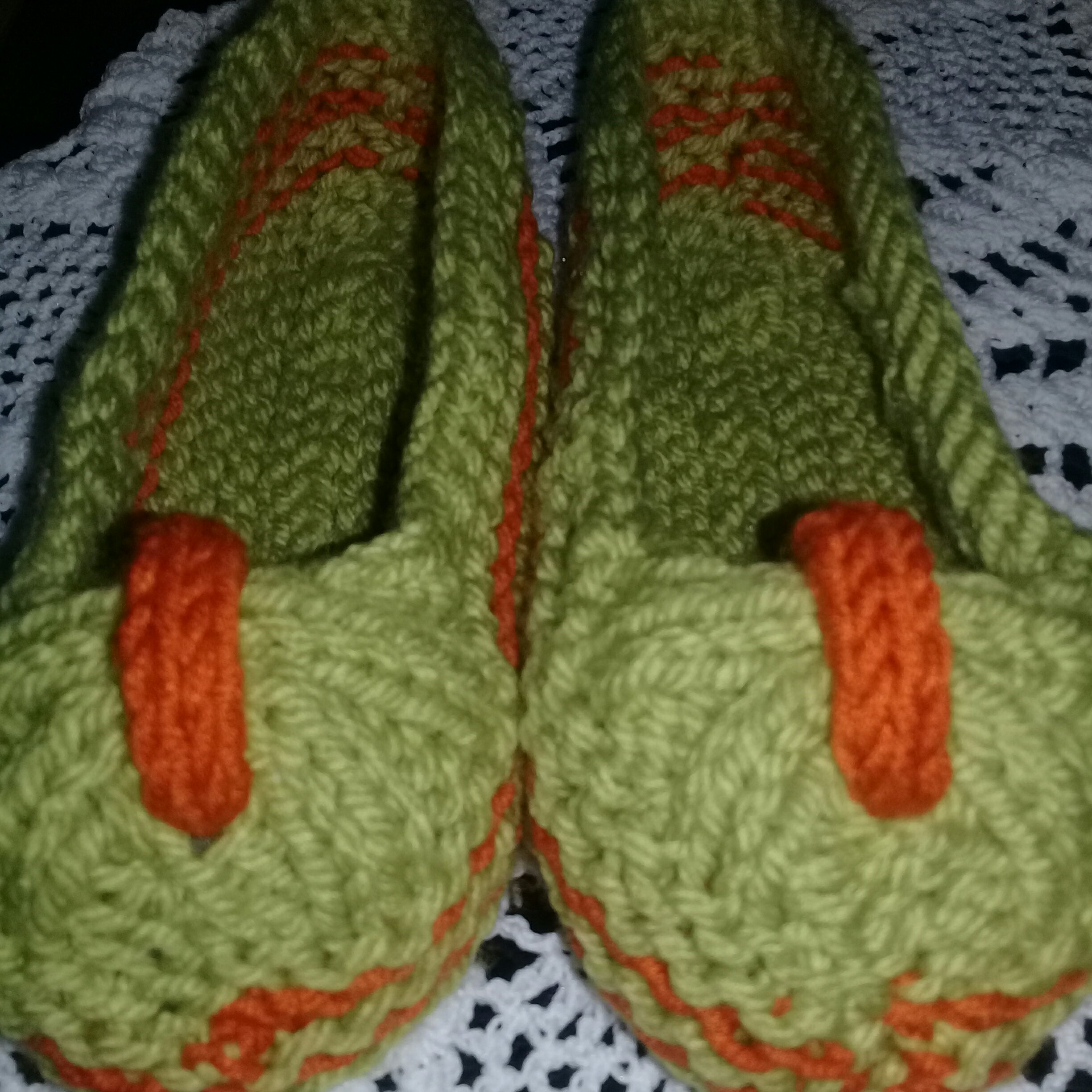 پاپوش دست بافت زنانه دورنگ