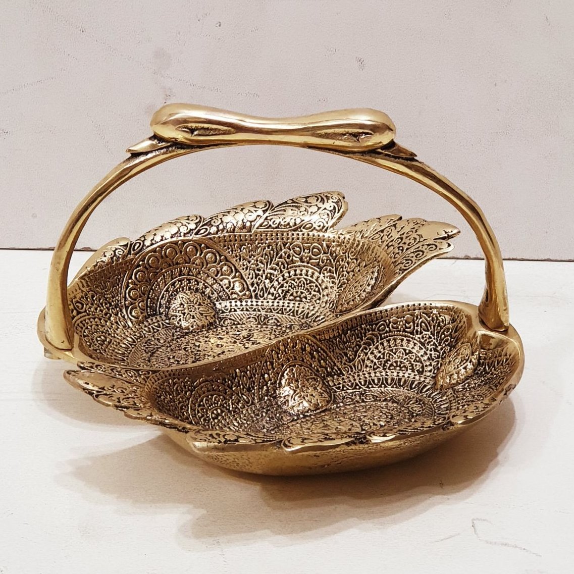 خرما خوری برنز 