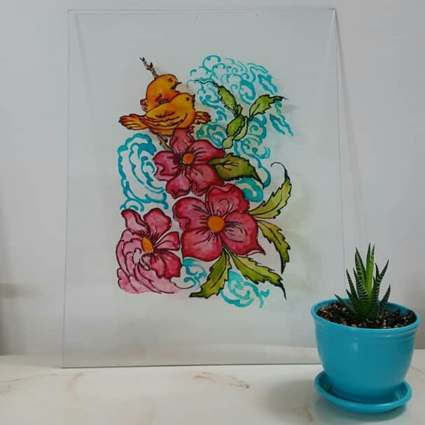 ویترای گل و مرغ روی شیشه