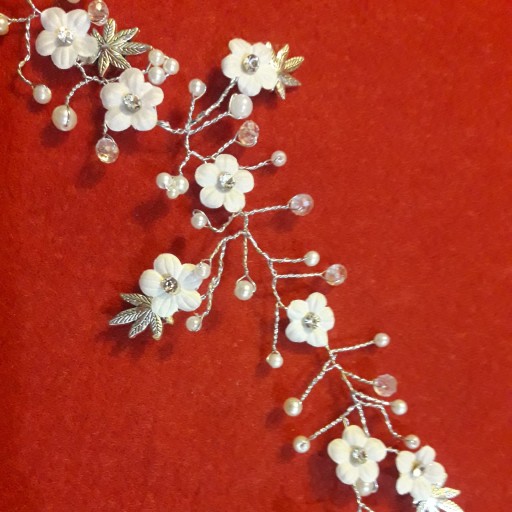 ریسه جلو پیشانی دستساز با مروارید و کریستال و گلهای سفید