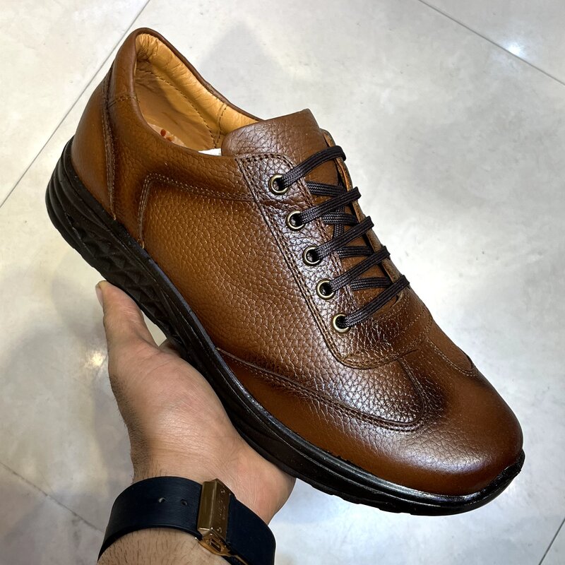 کفش مردانه تمام چرم طبیعی مارک اذرهنر محصول تبریز با یکسال ضمانت در دو رنگ سایزبندی از 