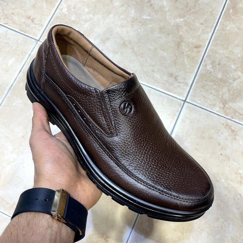کفش طبی مردانه چرم طبیعی با ضمانت در سه رنگ در سایزبندی 40 تا 45 در غرفه کفش افا