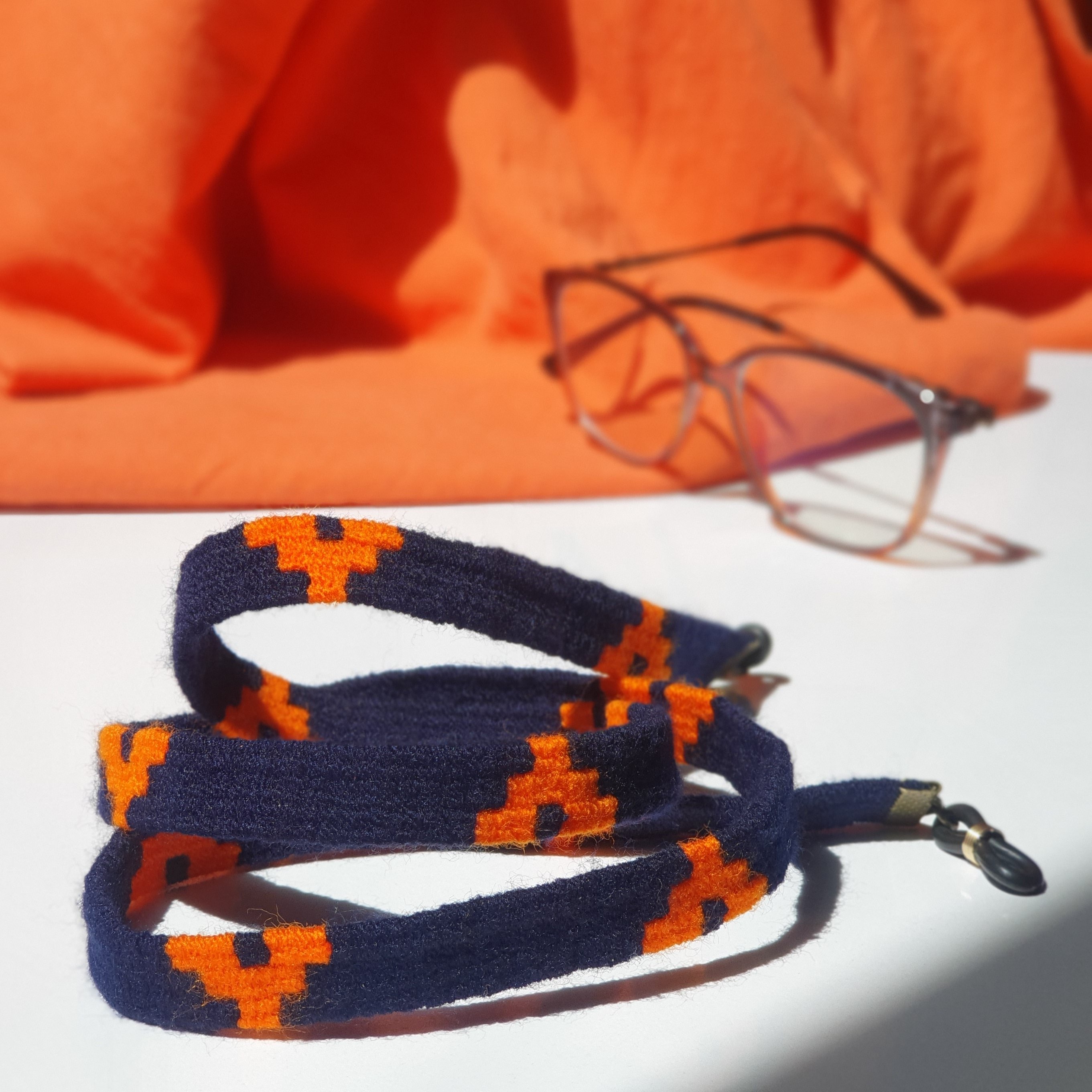 بندعینک سورمه ای و نارنجی