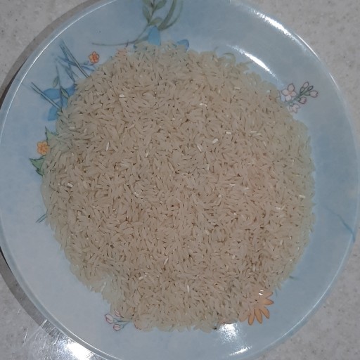 برنج طارم آمل(در کیسه های بیست کیلویی)