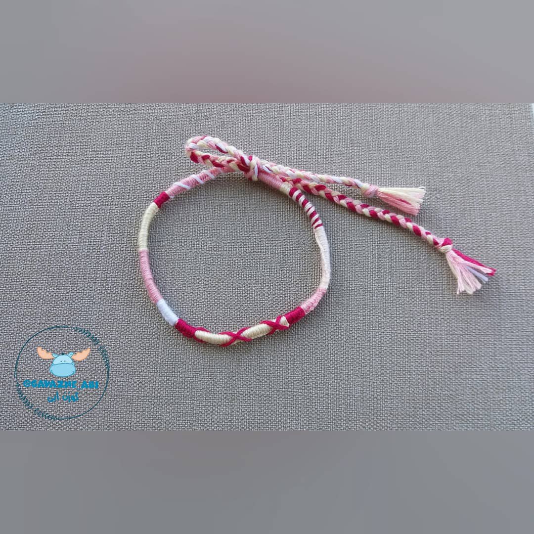 پابند سرخپوستی صورتیِ گوزن آبی