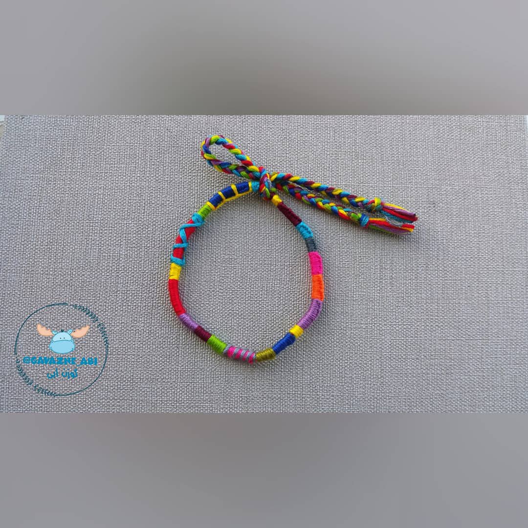 پابند سرخپوستی رنگین کمانی دستسازِ گوزن آبی