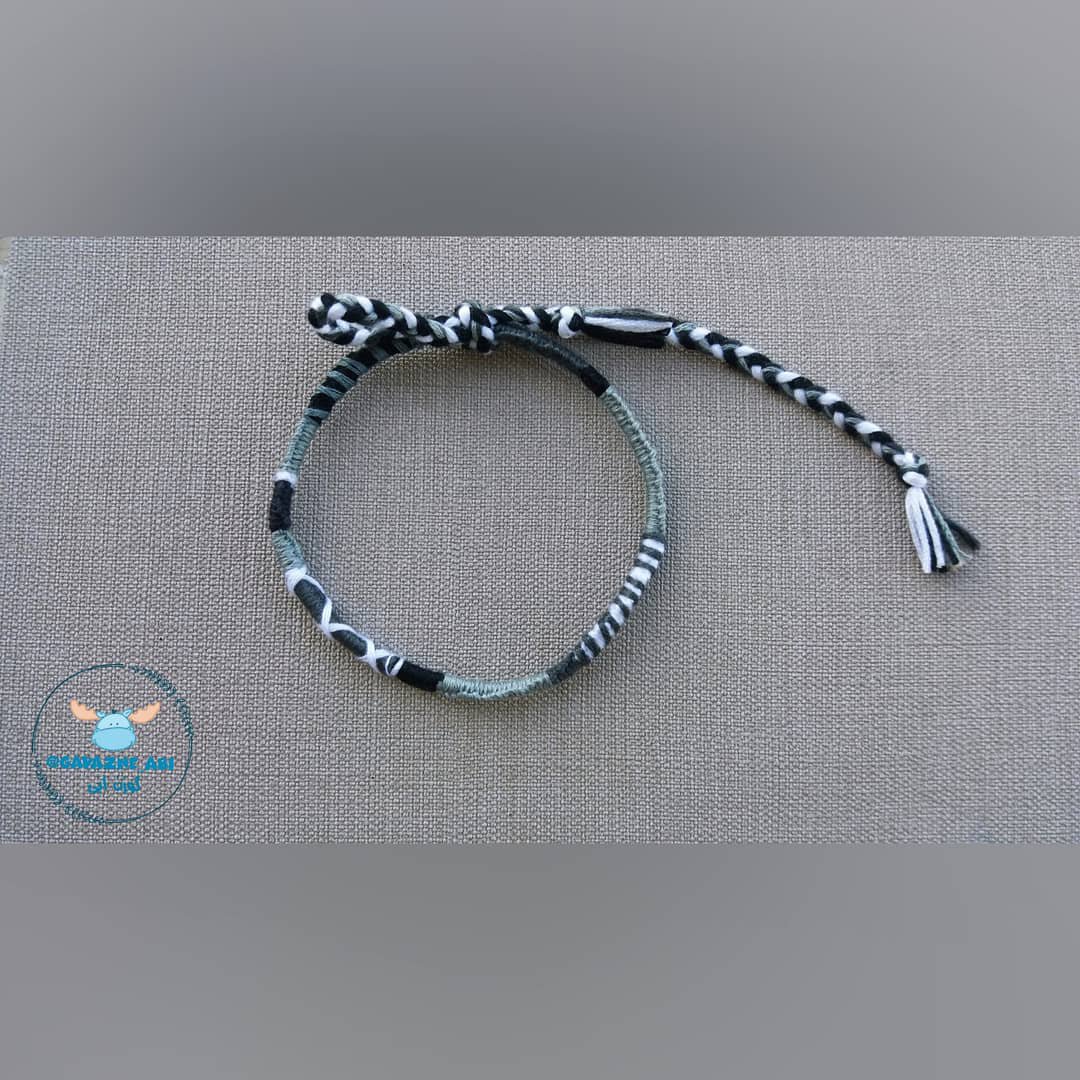 پابند سرخپوستی خاکستریِ گوزن آبی