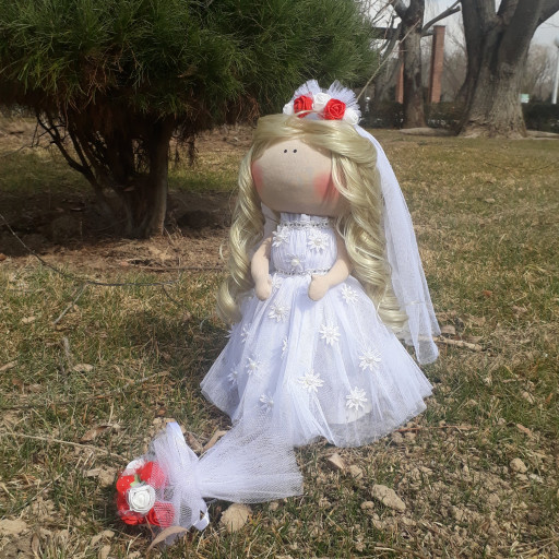 عروسک عروس